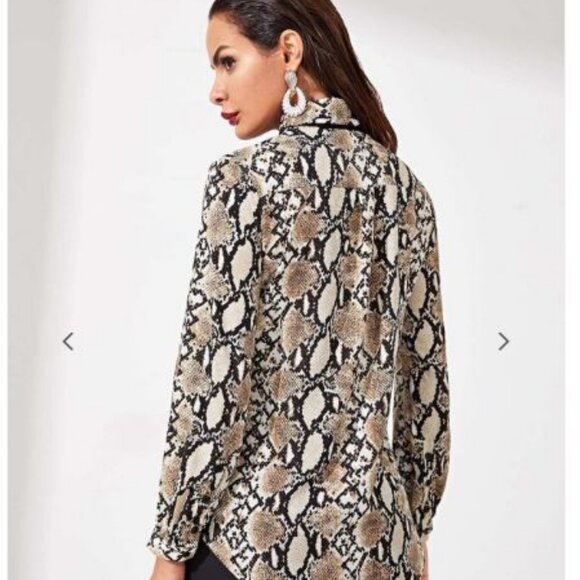 Contrast Tie Neck Snake Print Blouse Size L NWOT - Picture 2 of 7